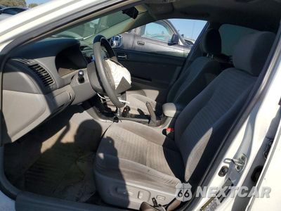Zdjęcie 7 z 13 samochodu: 2005 TOYOTA CAMRY LE VIN:4T1BE32KX5U534094 - miniatura