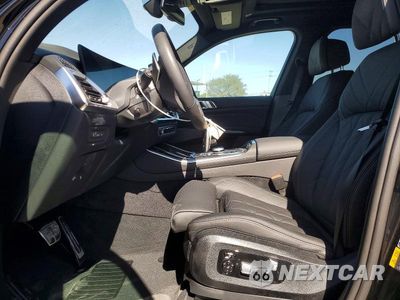 Zdjęcie 7 z 13 samochodu: 2026 BMW X5 XDRIVE50E VIN:5UX43EU06T9472198 - miniatura