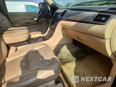 Zdjęcie 7 z 12 samochodu: 2007 CADILLAC ESCALADE LUXURY VIN:1GYFK638X7R335985 - miniatura
