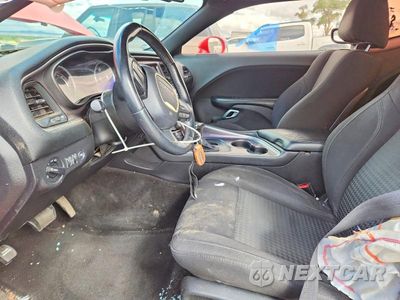 Zdjęcie 7 z 12 samochodu: 2015 DODGE CHALLENGER SXT VIN:2C3CDZAGXFH705544 - miniatura
