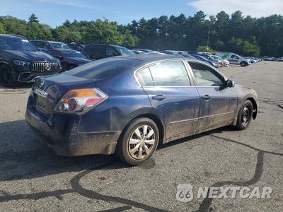 Trzecie zdjęcie samochodu z tyłu: 2010 NISSAN ALTIMA 2.5 VIN:1N4AL2AP4AN509909 - miniatura