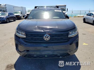 Piąte zdjęcie samochodu w środku: 2020 VOLKSWAGEN ATLAS CROSS SPORT SE VIN:1V24C2CA9LC203219 - miniatura