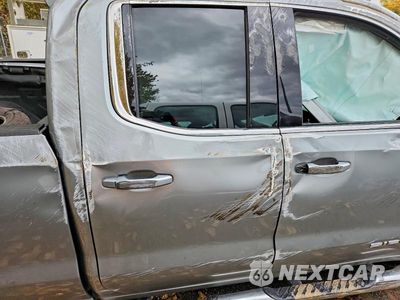Zdjęcie 10 z 12 samochodu: 2025 GMC SIERRA K1500 SLE VIN:1GTRUBEK9SZ163004 - miniatura