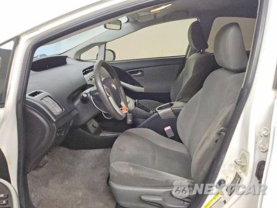 Zdjęcie 7 z 13 samochodu: 2012 TOYOTA PRIUS TWO VIN:JTDKN3DU6C5490170 - miniatura
