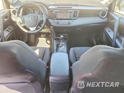Zdjęcie 8 z 13 samochodu: 2016 TOYOTA RAV4 XLE VIN:JTMRFREV6GJ054860 - miniatura