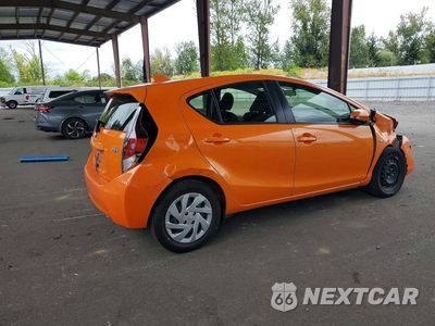Trzecie zdjęcie samochodu z tyłu: 2015 TOYOTA PRIUS C TWO VIN:JTDKDTB39F1105404 - miniatura