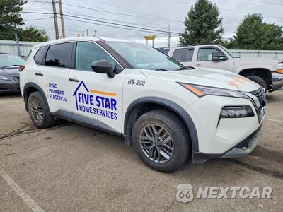 Czwarte zdjęcie samochodu z boku: 2022 NISSAN ROGUE S VIN:5N1BT3AA5NC707217 - miniatura