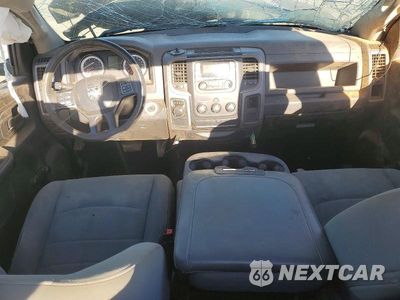 Zdjęcie 8 z 13 samochodu: 2017 RAM 1500 ST VIN:3C6JR6AT9HG789463 - miniatura