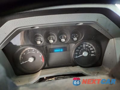 Zdjęcie 9 z 12 samochodu: 2013 FORD F250 SUPER DUTY VIN:1FT7X2B62DEA84970 - miniatura