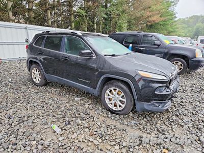 Czwarte zdjęcie samochodu z boku: 2017 JEEP CHEROKEE LATITUDE VIN:1C4PJMCS5HW505881 - miniatura