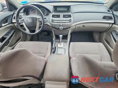 Zdjęcie 8 z 12 samochodu: 2012 HONDA ACCORD LXP VIN:1HGCP2F48CA012170 - miniatura