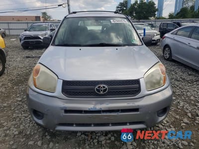 Piąte zdjęcie samochodu w środku: 2005 TOYOTA RAV4 BASE VIN:JTEGD20VX50055973 - miniatura