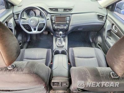 Zdjęcie 8 z 12 samochodu: 2018 NISSAN ROGUE SV VIN:JN8AT2MT5JW486822 - miniatura