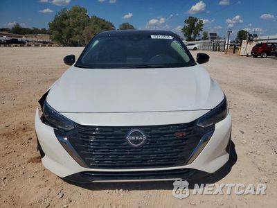 Piąte zdjęcie samochodu w środku: 2024 NISSAN SENTRA SR VIN:3N1AB8DV6RY354565 - miniatura