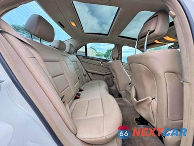 Zdjęcie 6 z 10 samochodu: 2011 MERCEDES-BENZ E 350 4MATIC VIN:WDDHF8HB7BA349889 - miniatura