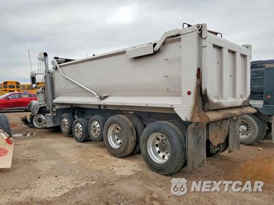 Drugie zdjęcie samochodu z przodu: 2007 PETERBILT 379 DUMP TRUCK VIN:1XP5AU8X07D692127 - miniatura