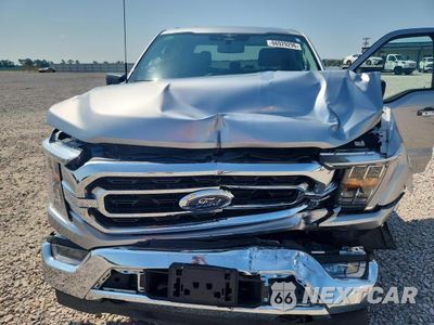 Piąte zdjęcie samochodu w środku: 2023 FORD F150 SUPERCREW VIN:1FTFW1E8XPFC12554 - miniatura