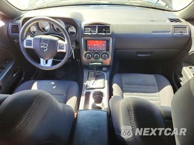 Zdjęcie 8 z 13 samochodu: 2014 DODGE CHALLENGER R/T VIN:2C3CDYBT4EH176614 - miniatura