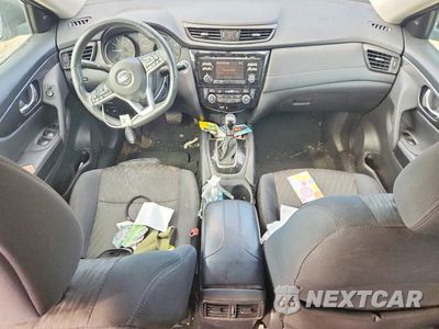 Zdjęcie 8 z 12 samochodu: 2017 NISSAN ROGUE SV VIN:5N1AT2MV2HC811639 - miniatura