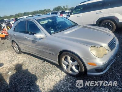 Czwarte zdjęcie samochodu z boku: 2006 MERCEDES-BENZ C 230 VIN:WDBRF52H96E021848 - miniatura