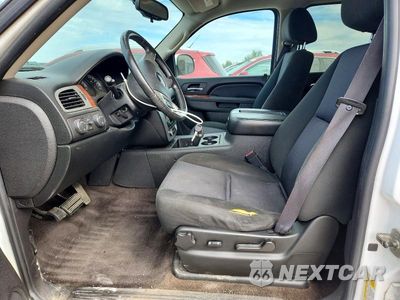 Zdjęcie 7 z 13 samochodu: 2011 GMC YUKON XL K1500 SLE VIN:1GKS2HE31BR255439 - miniatura