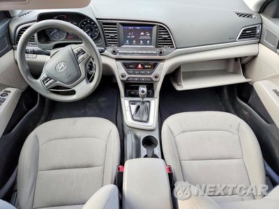 Zdjęcie 8 z 12 samochodu: 2018 HYUNDAI ELANTRA SE VIN:5NPD74LF0JH386430 - miniatura