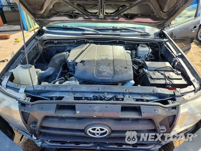 Zdjęcie 11 z 12 samochodu: 2011 TOYOTA TACOMA V6 VIN:3TMLU4EN2BM068023 - miniatura