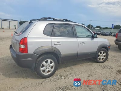 Trzecie zdjęcie samochodu z tyłu: 2005 HYUNDAI TUCSON GLS VIN:KM8JN12D25U212616 - miniatura