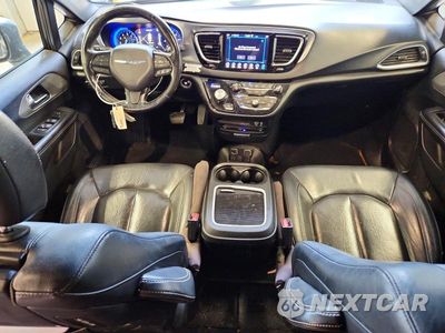 Zdjęcie 8 z 14 samochodu: 2019 CHRYSLER PACIFICA TOURING L PLUS VIN:2C4RC1EG3KR576801 - miniatura