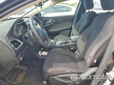 Zdjęcie 7 z 12 samochodu: 2015 CHRYSLER 200 LIMITED VIN:1C3CCCAB1FN723121 - miniatura