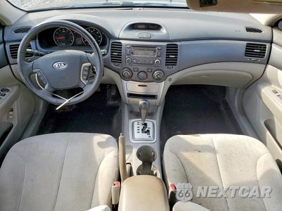 Zdjęcie 8 z 12 samochodu: 2007 KIA OPTIMA LX VIN:KNAGE123775139386 - miniatura