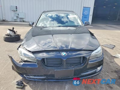 Piąte zdjęcie samochodu w środku: 2012 BMW 528 XI VIN:WBAXH5C53CDW05202 - miniatura