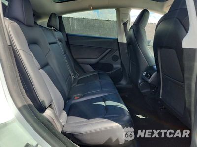 Zdjęcie 10 z 12 samochodu: 2023 TESLA MODEL Y VIN:7SAYGDEE1PF765288 - miniatura