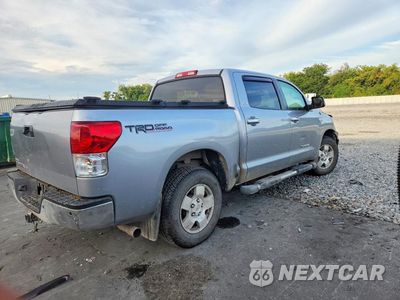 Trzecie zdjęcie samochodu z tyłu: 2011 TOYOTA TUNDRA CREWMAX LIMITED VIN:5TFFY5F12BX115466 - miniatura