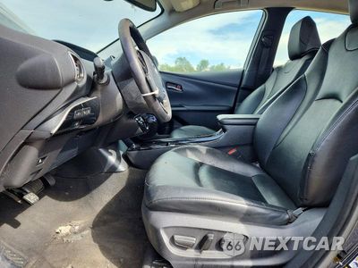 Zdjęcie 7 z 12 samochodu: 2020 TOYOTA PRIUS XLE VIN:JTDKARFU8L3116022 - miniatura