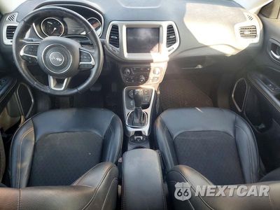 Zdjęcie 8 z 12 samochodu: 2019 JEEP COMPASS LATITUDE VIN:3C4NJDBB0KT670064 - miniatura
