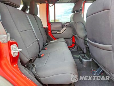 Zdjęcie 11 z 13 samochodu: 2016 JEEP WRANGLER UNLIMITED SPORT VIN:1C4BJWDG8GL220771 - miniatura