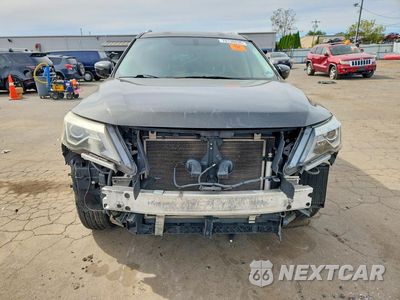 Piąte zdjęcie samochodu w środku: 2017 NISSAN PATHFINDER S VIN:5N1DR2MMXHC646197 - miniatura