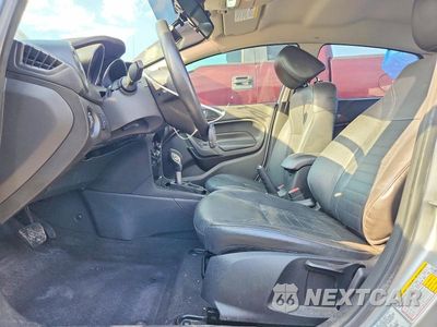 Zdjęcie 7 z 12 samochodu: 2015 FORD FIESTA TITANIUM VIN:3FADP4CJ5FM225616 - miniatura