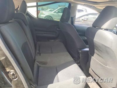 Zdjęcie 10 z 12 samochodu: 2015 TOYOTA PRIUS C THREE VIN:JTDKDTB38F1097795 - miniatura