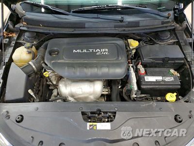 Zdjęcie 11 z 12 samochodu: 2016 CHRYSLER 200 LIMITED VIN:1C3CCCAB7GN192010 - miniatura