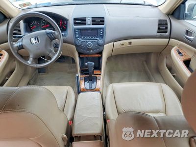 Zdjęcie 8 z 12 samochodu: 2005 HONDA ACCORD EX VIN:1HGCM66525A051056 - miniatura