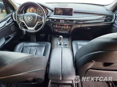 Zdjęcie 8 z 13 samochodu: 2015 BMW X5 XDRIVE35D VIN:5UXKS4C56F0N05663 - miniatura
