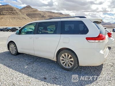 Drugie zdjęcie samochodu z przodu: 2013 TOYOTA SIENNA LE VIN:5TDJK3DC7DS069792 - miniatura