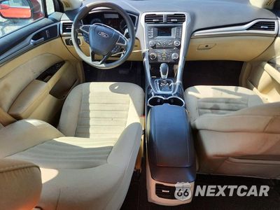 Zdjęcie 8 z 12 samochodu: 2014 FORD FUSION SE VIN:3FA6P0HD8ER326963 - miniatura