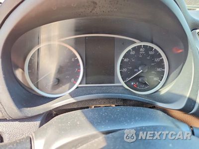 Zdjęcie 9 z 12 samochodu: 2016 NISSAN SENTRA SV VIN:3N1AB7AP3GY240505 - miniatura