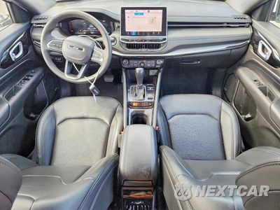 Zdjęcie 8 z 12 samochodu: 2025 JEEP COMPASS LIMITED VIN:3C4NJDCN3ST537050 - miniatura