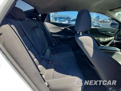 Zdjęcie 10 z 12 samochodu: 2018 CHEVROLET MALIBU LT VIN:1G1ZD5ST7JF266445 - miniatura