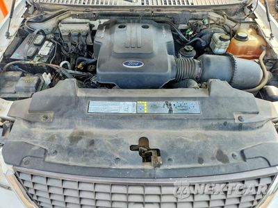 Zdjęcie 12 z 13 samochodu: 2003 FORD EXPEDITION XLT VIN:1FMRU15W03LA72796 - miniatura