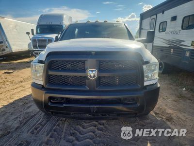 Piąte zdjęcie samochodu w środku: 2018 RAM 3500 VIN:3C7WRTCL8JG325325 - miniatura